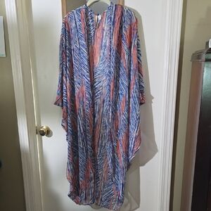 Kimona Colorful Pattern  NWOT